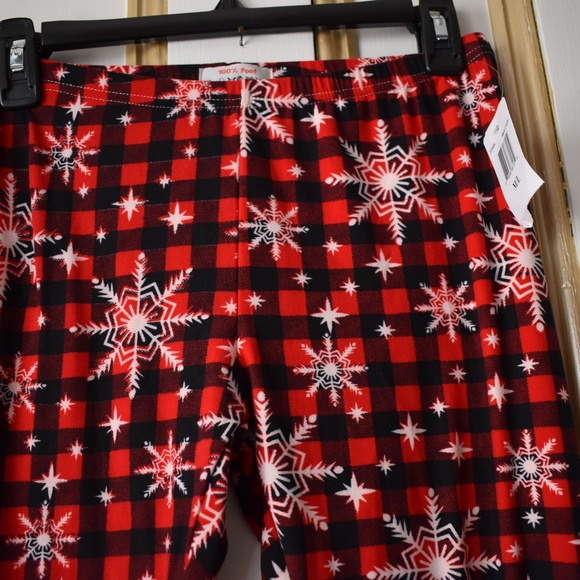NWT Poof! Red & Black snowflake leggings M/L - Picture 2 of 3